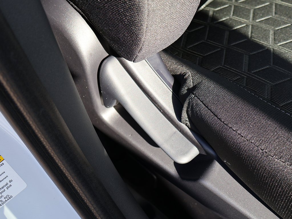 New 2025 Mitsubishi Outlander Sport ES image 31