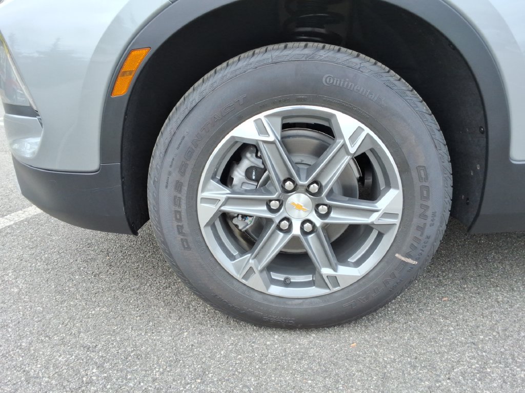 New 2026 Chevrolet Blazer LT FWD image 10