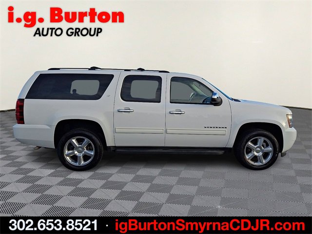 Used 2014 Chevrolet Suburban LT w/ All-Star Edition image 7