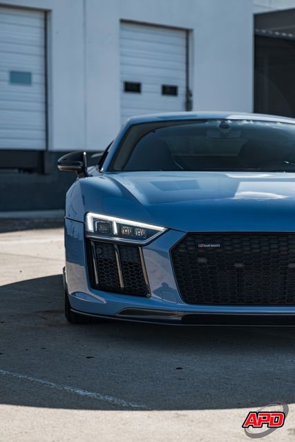 Used 2018 Audi R8 V10 w/ Premium Package image 61