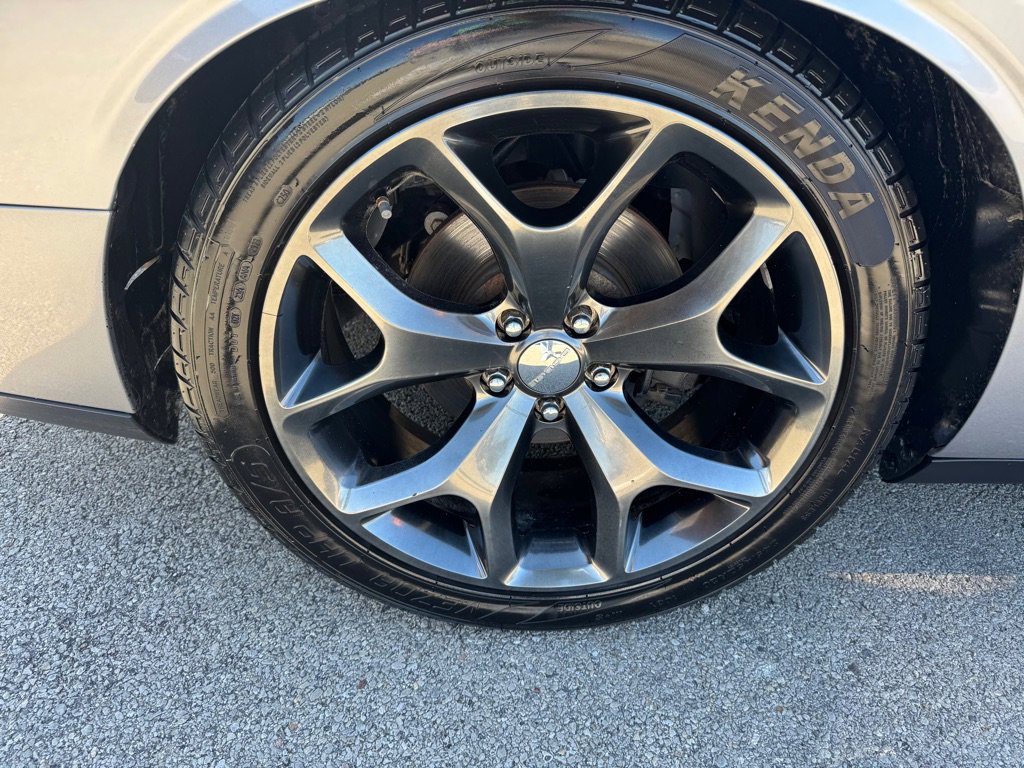 Used 2016 Dodge Challenger R/T w/ Cold Weather Group image 10