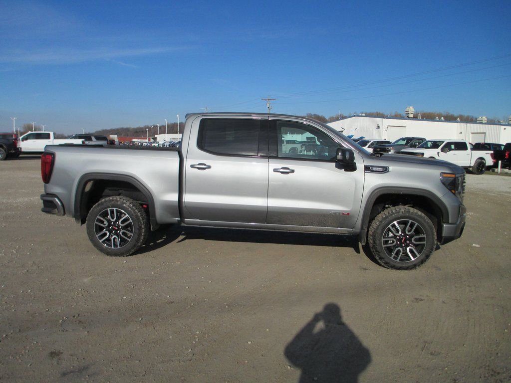 New 2026 GMC Sierra 1500 AT4 w/ AT4 Premium Package image 3