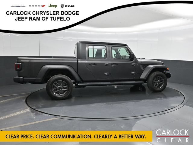 New 2026 Jeep Gladiator Sport AWD/4WD image 4