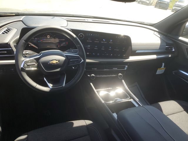 New 2026 Chevrolet Traverse LT w/ Driver Confidence Package FWD image 9