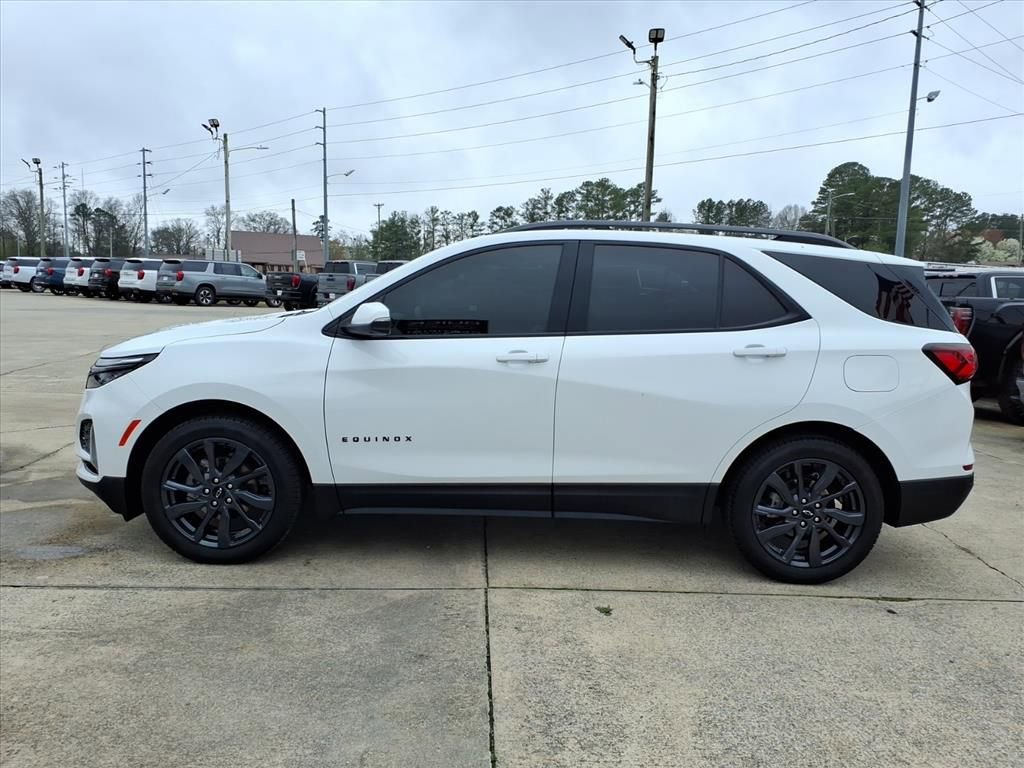 Used 2024 Chevrolet Equinox RS w/ RS Leather Package image 4