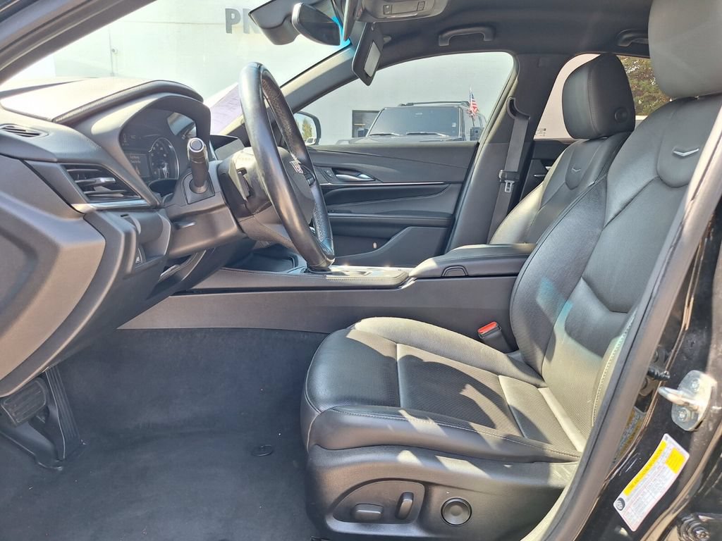 Used 2021 Cadillac CT4 Premium Luxury RWD image 13