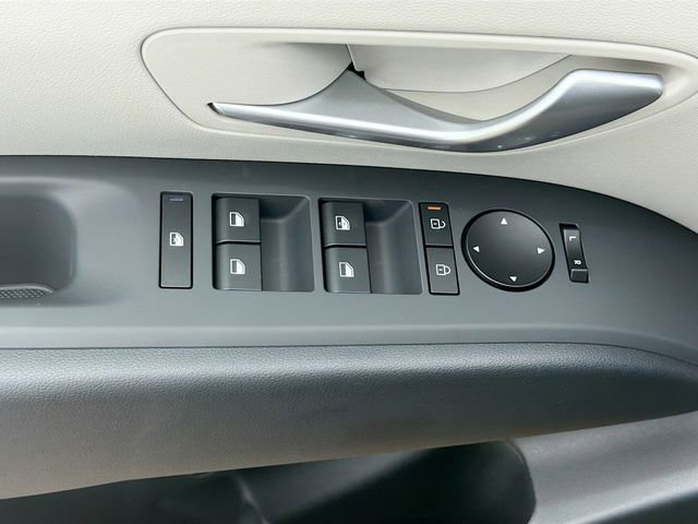 New 2026 Hyundai Tucson SE FWD image 17