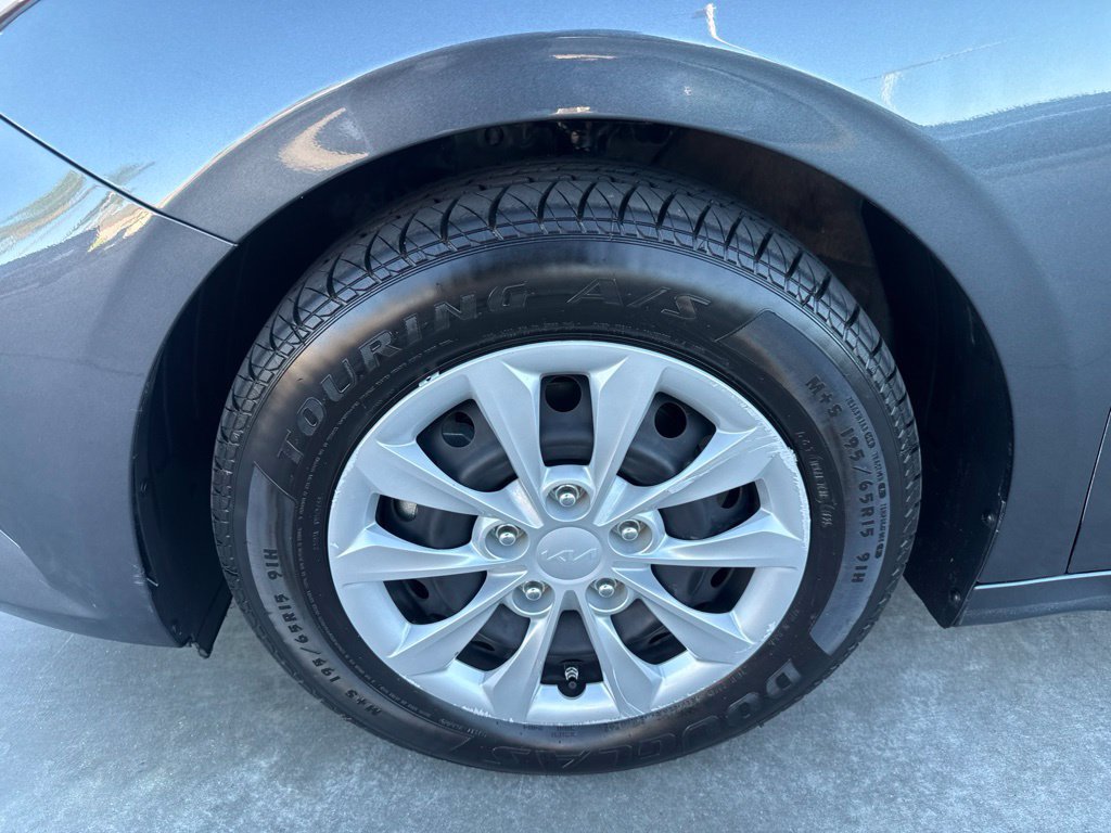 Used 2023 Kia Forte LX FWD image 13