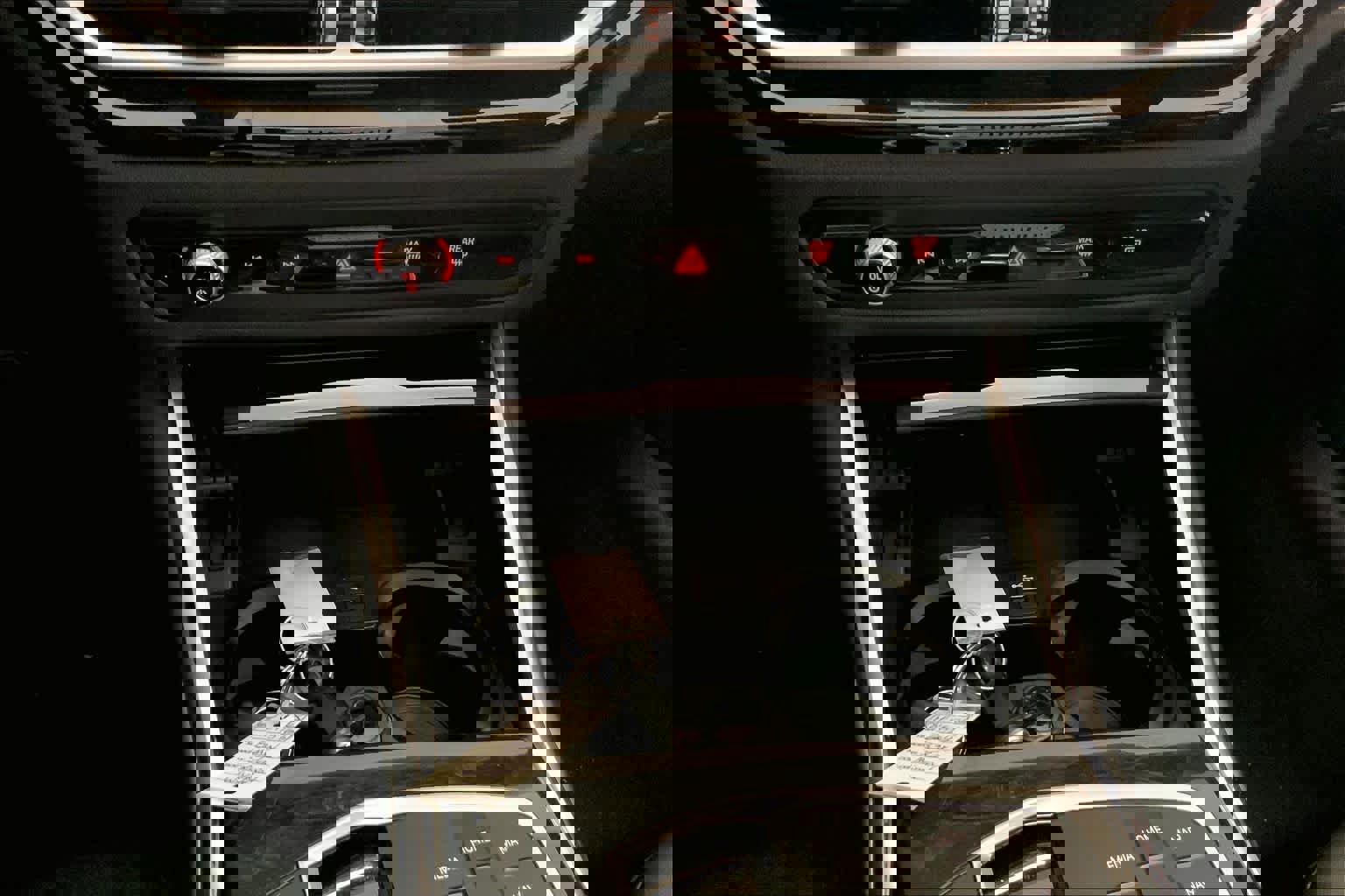 Used 2024 BMW 330i xDrive Sedan w/ Convenience Package AWD/4WD image 34