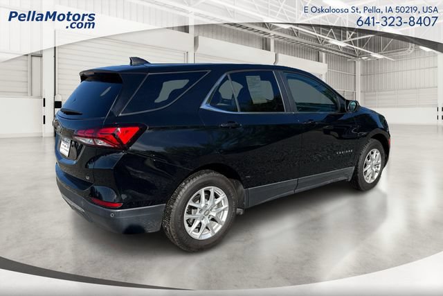 Used 2023 Chevrolet Equinox LT w/ Driver Convenience Package FWD image 3