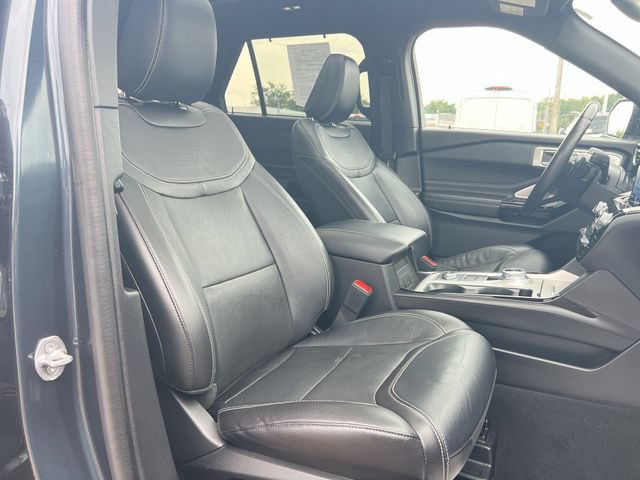 Used 2023 Ford Explorer ST w/ Equipment Group 401A AWD/4WD image 29