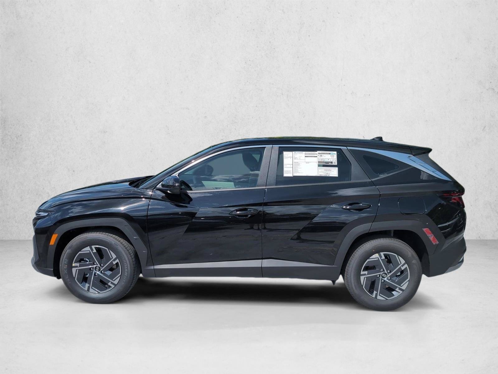 New 2026 Hyundai Tucson Blue SE FWD image 9
