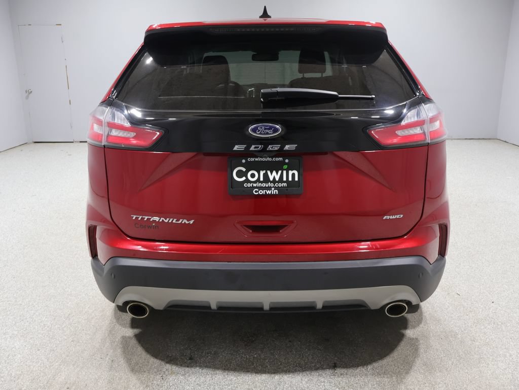 Used 2024 Ford Edge Titanium w/ Equipment Group 301A AWD/4WD image 3