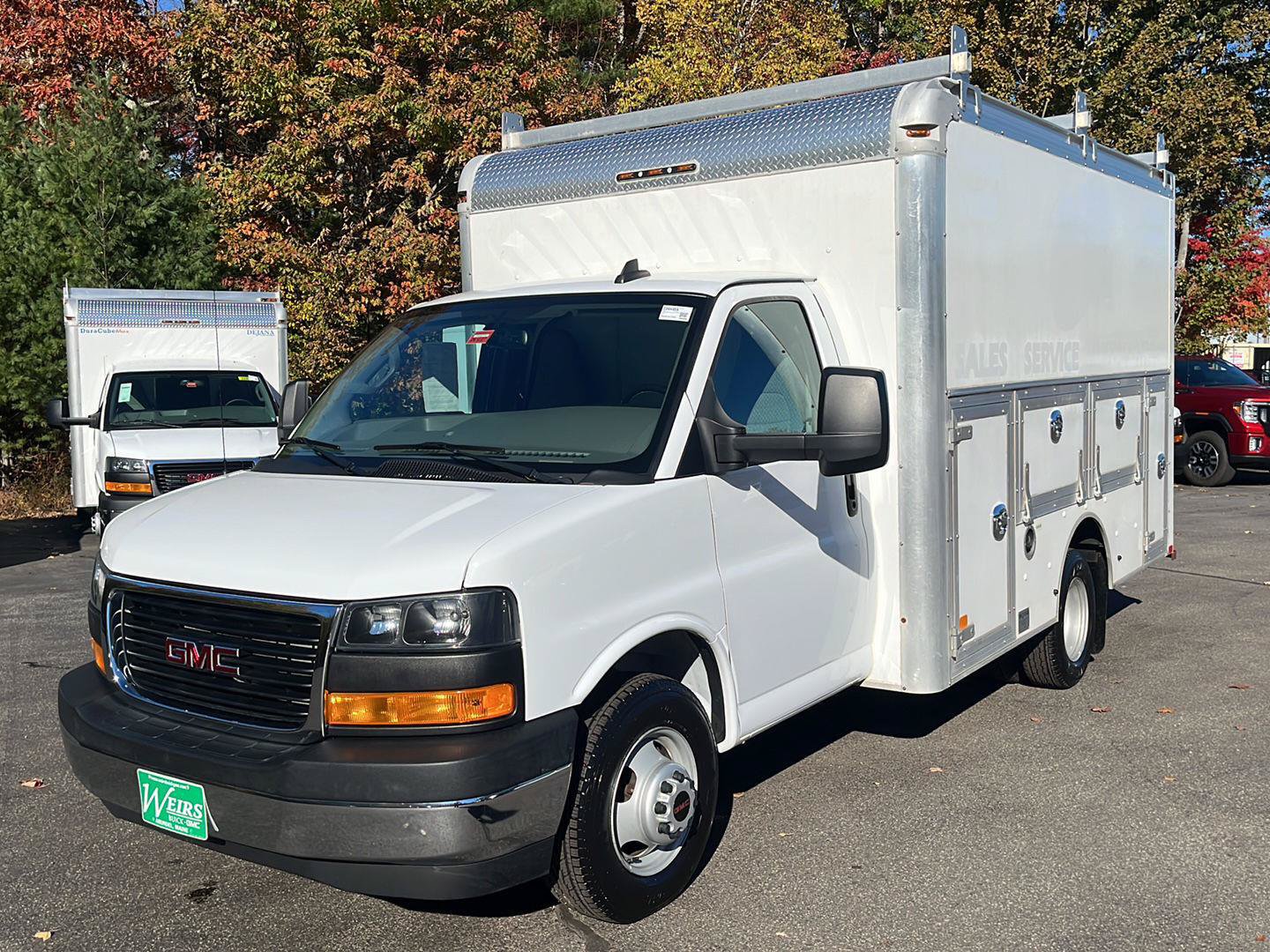 Used 2023 GMC Savana 3500 w/ Power Convenience Package RWD image 1
