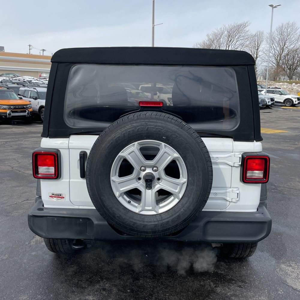 Used 2023 Jeep Wrangler Sport S image 8