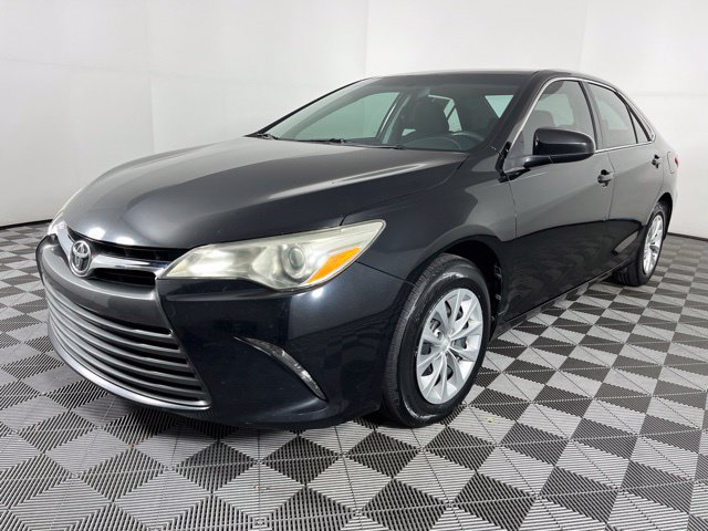 Used 2017 Toyota Camry LE FWD image 6