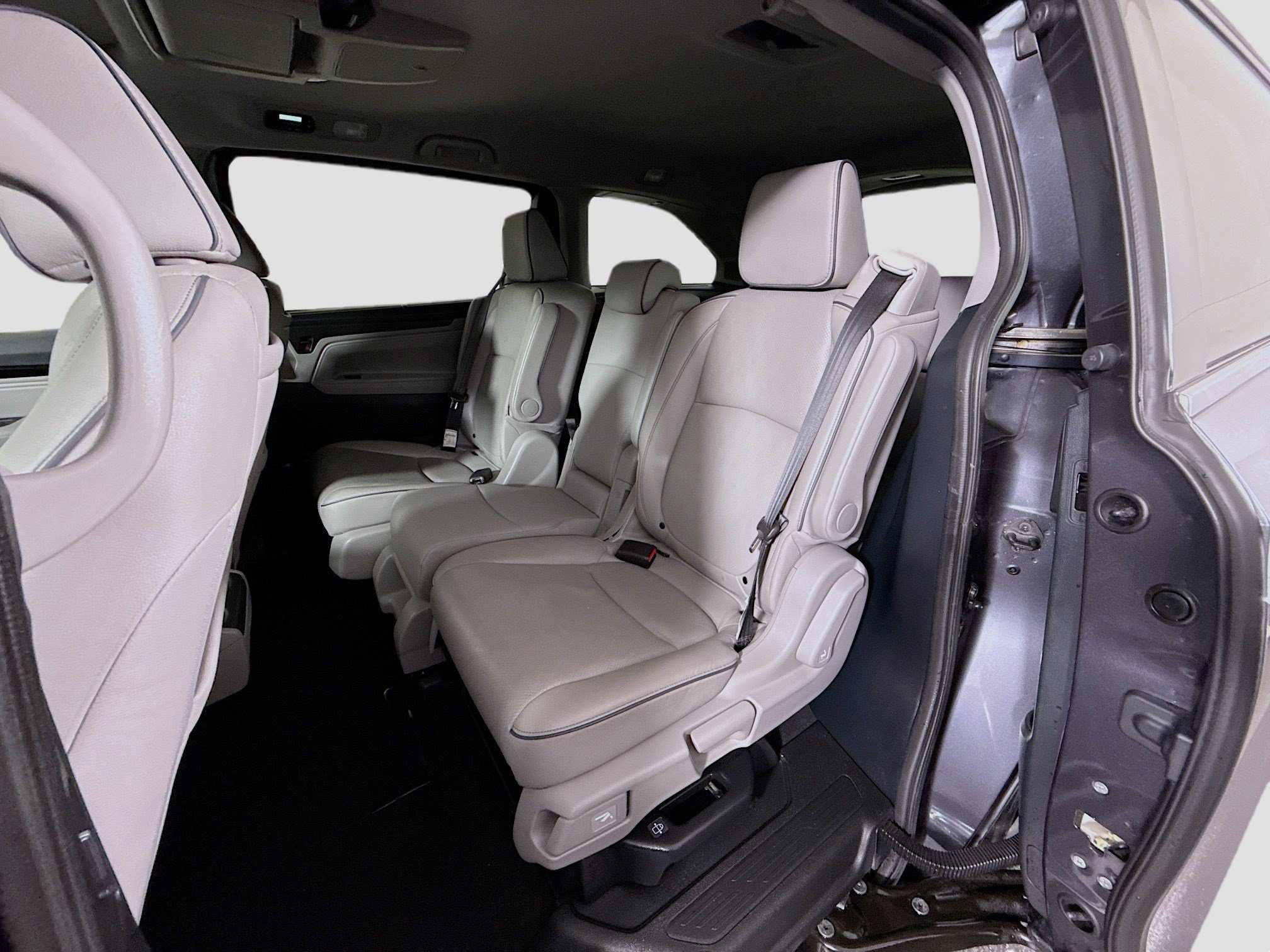 Used 2023 Honda Odyssey Elite image 25