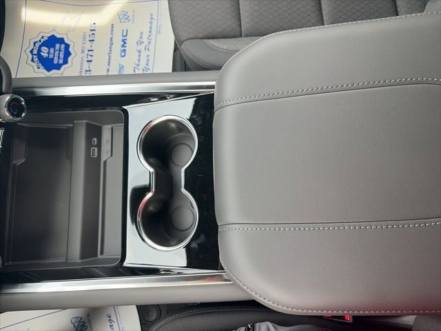 New 2026 Chevrolet Suburban LS AWD/4WD image 24