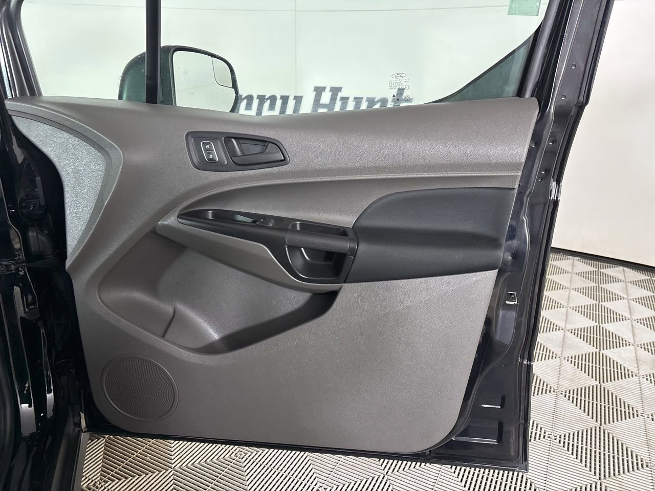 Used 2022 Ford Transit Connect XL image 20