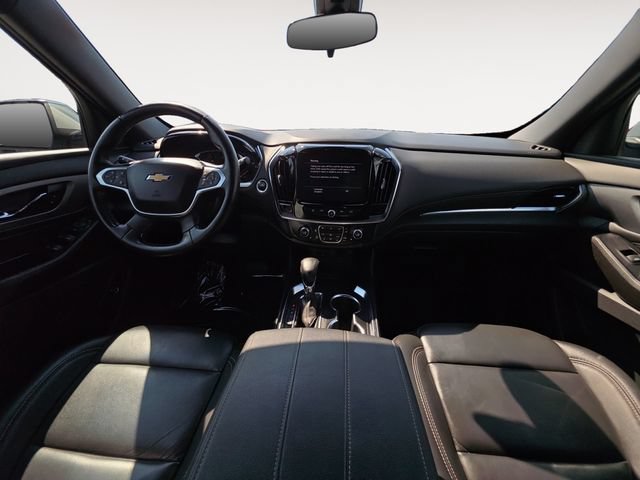 Used 2023 Chevrolet Traverse LT AWD/4WD image 10