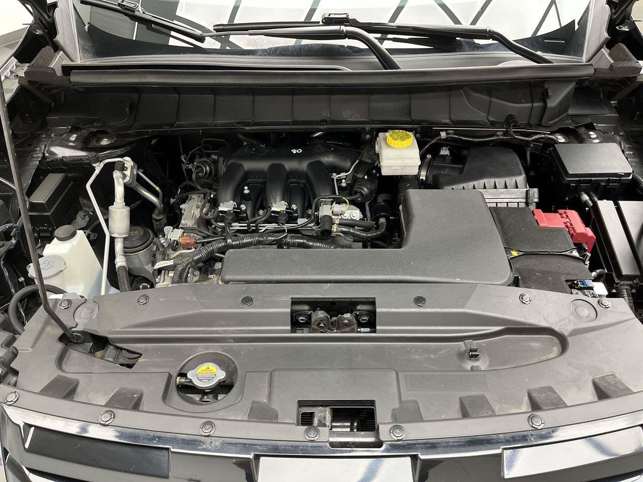 Used 2024 Nissan Pathfinder SV AWD/4WD image 26