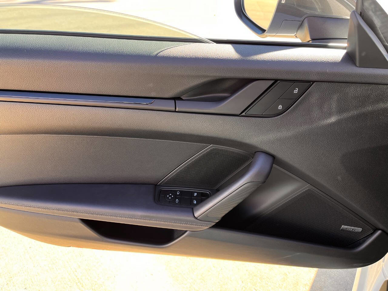 Used 2024 Porsche 911 Carrera T image 8