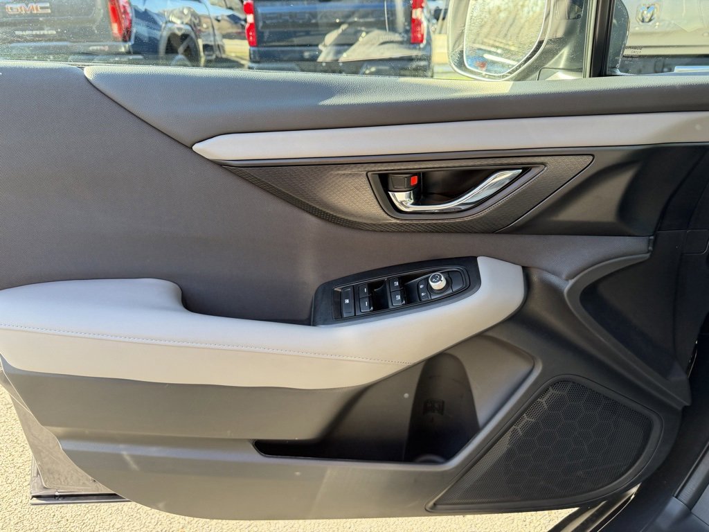 Used 2025 Subaru Outback Premium w/ Popular Package #1 image 29