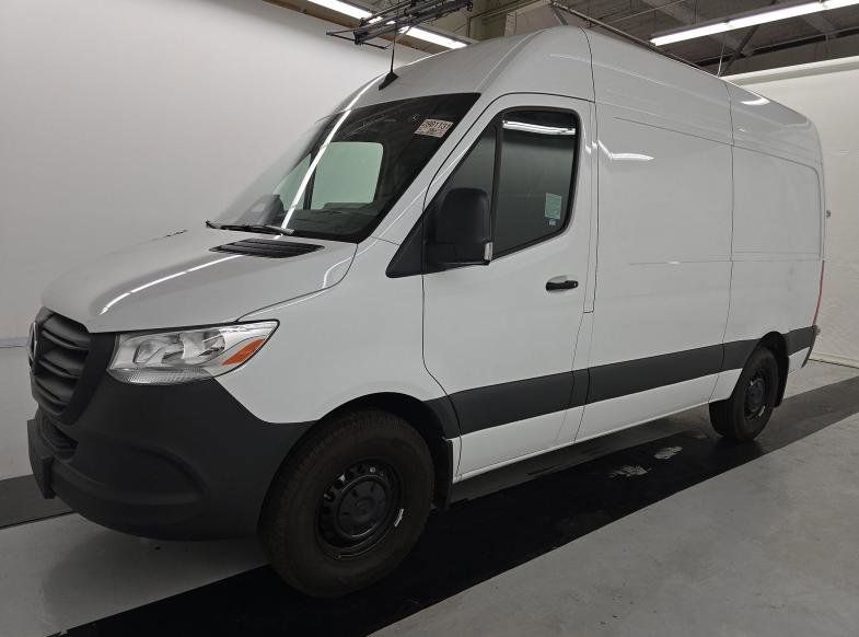 Used 2025 Mercedes-Benz Sprinter 2500 image 1