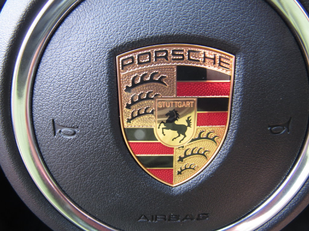 Used 2023 Porsche Panamera image 36