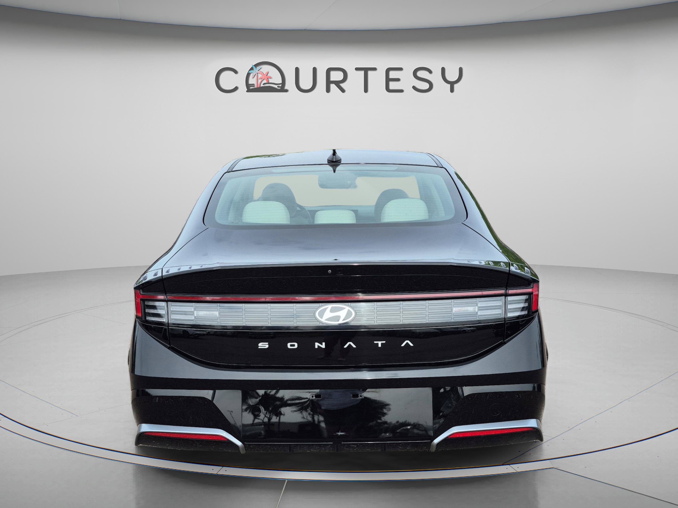 Certified 2025 Hyundai Sonata SEL FWD image 4