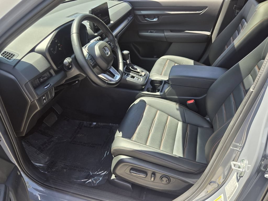 Used 2025 Honda CR-V Sport-L image 11