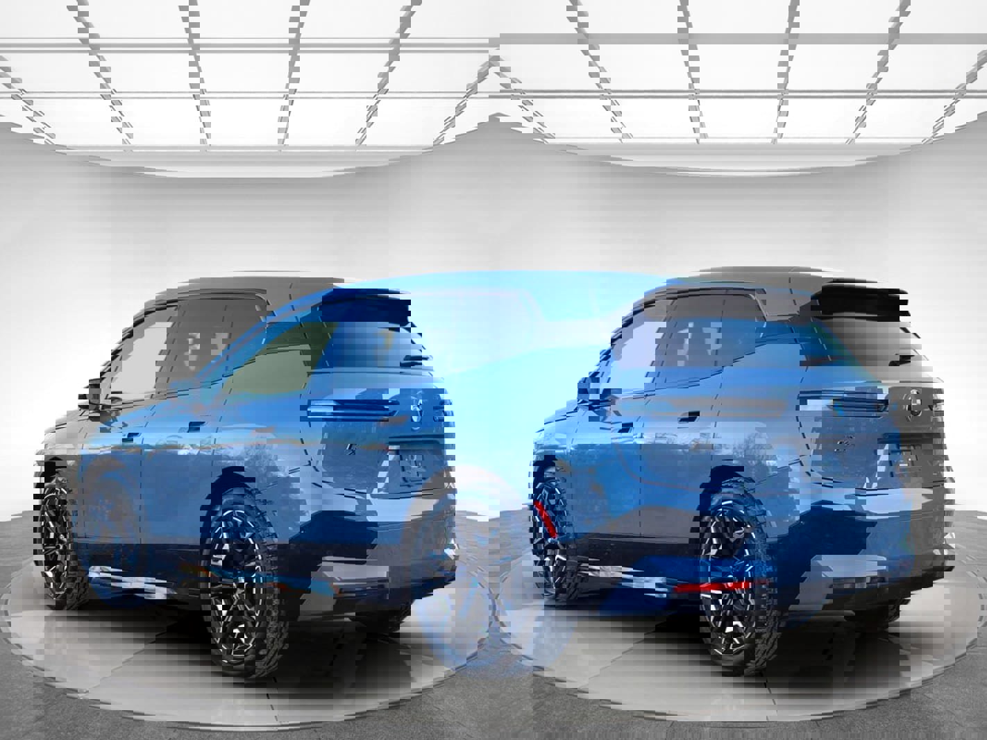 Used 2023 BMW iX M60 w/ Executive Package image 6