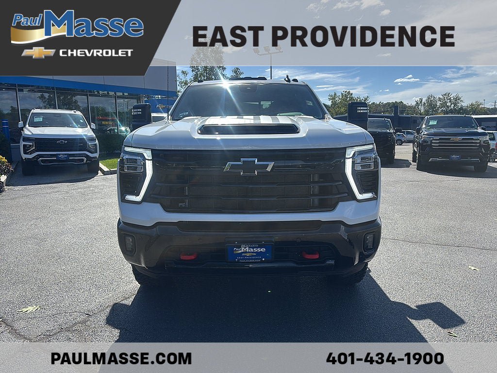 Used 2026 Chevrolet Silverado 2500 LT w/ Trail Boss Package AWD/4WD image 2