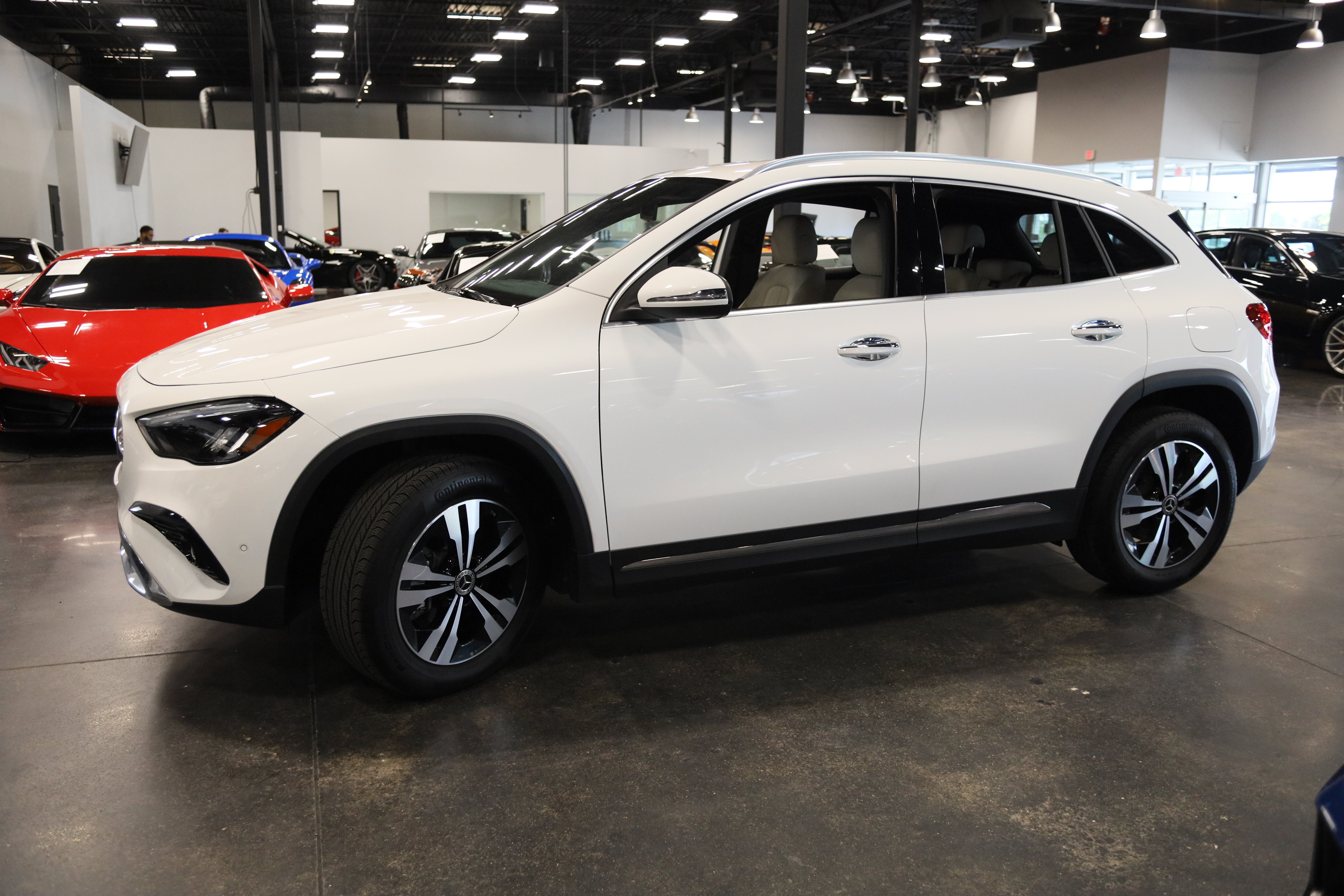Used 2024 Mercedes-Benz GLA 250 4MATIC image 9