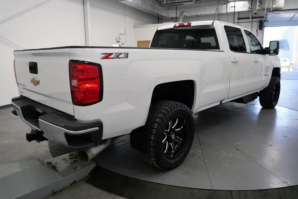Used 2019 Chevrolet Silverado 2500 LT w/ Z71 Package, Off-Road AWD/4WD image 7