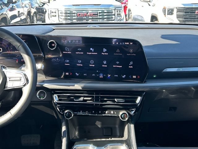 New 2026 Chevrolet Traverse LT w/ LPO, Floor Liner Package FWD image 23
