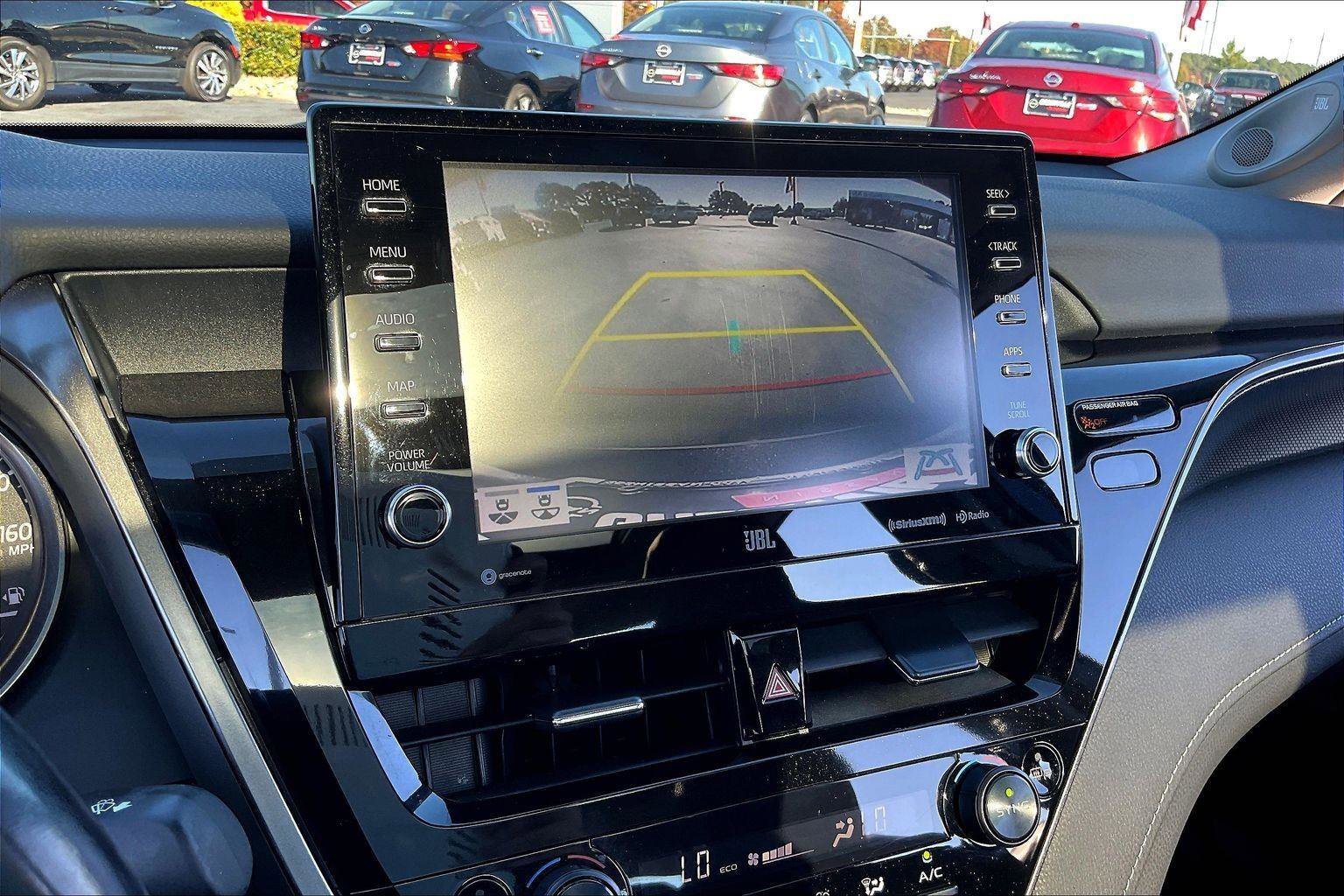 Used 2022 Toyota Camry XSE image 21