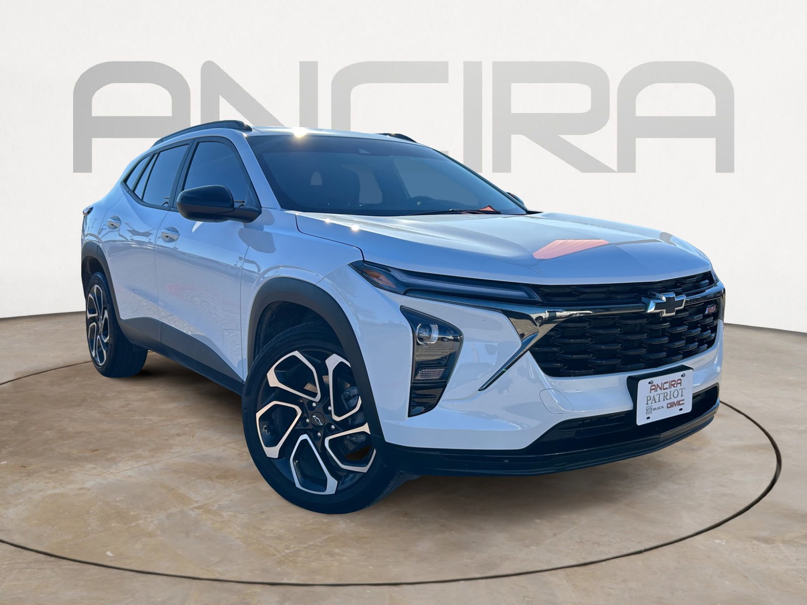 Used 2025 Chevrolet Trax RS w/ Sunroof Package image 4