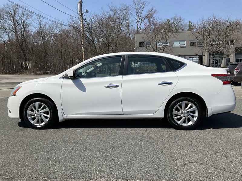 Used 2015 Nissan Sentra SV w/ Style Package FWD image 8