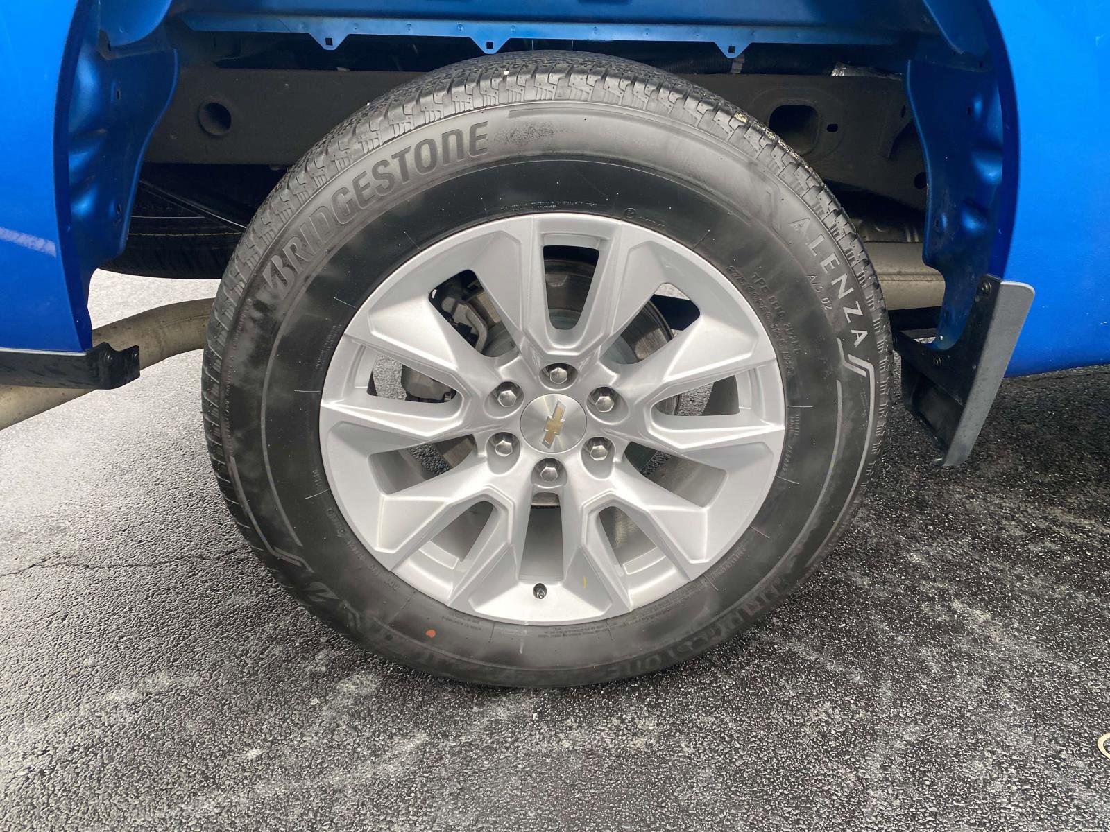 Used 2024 Chevrolet Silverado 1500 Custom image 9