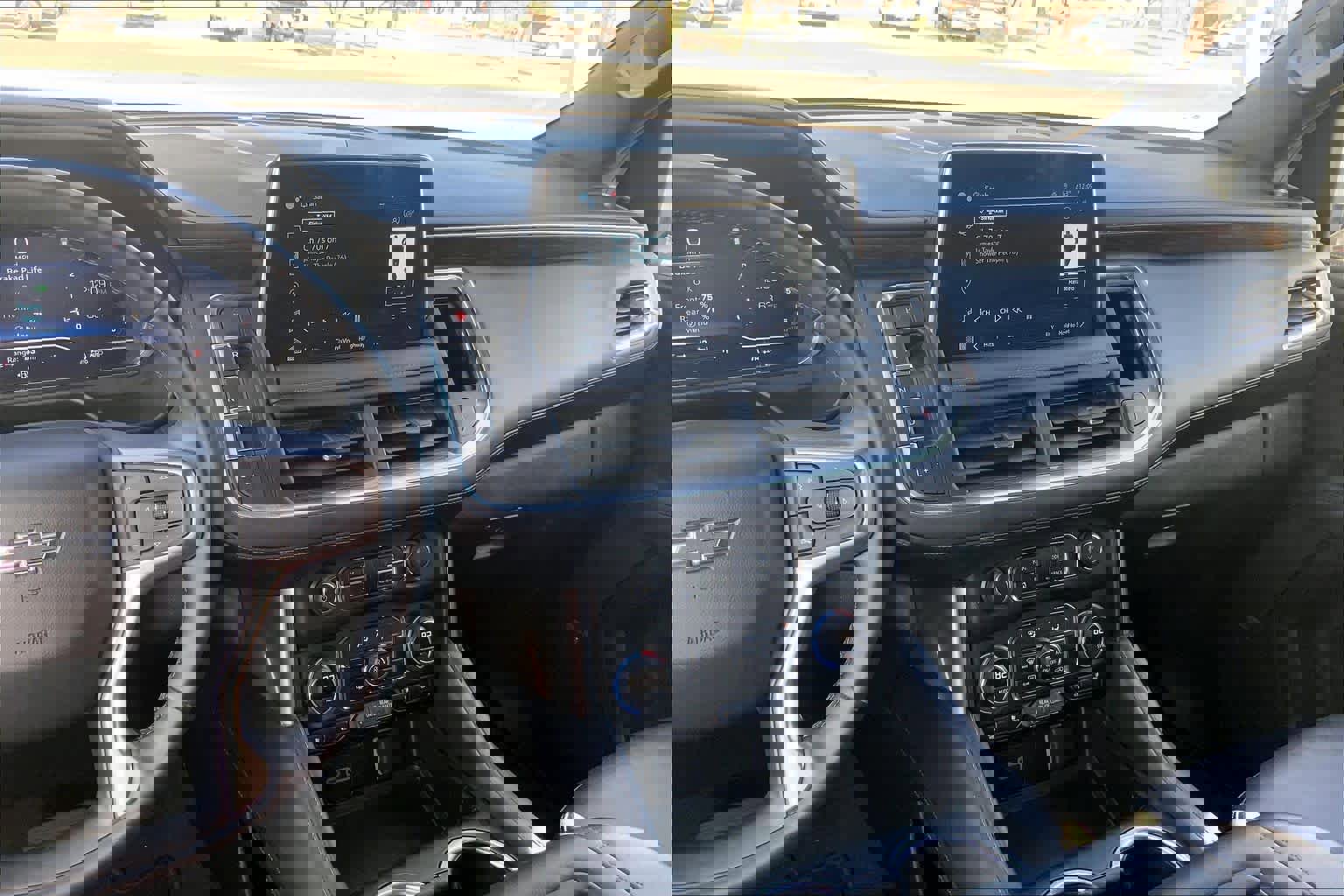 Certified 2024 Chevrolet Tahoe Z71 w/ Luxury Package image 6