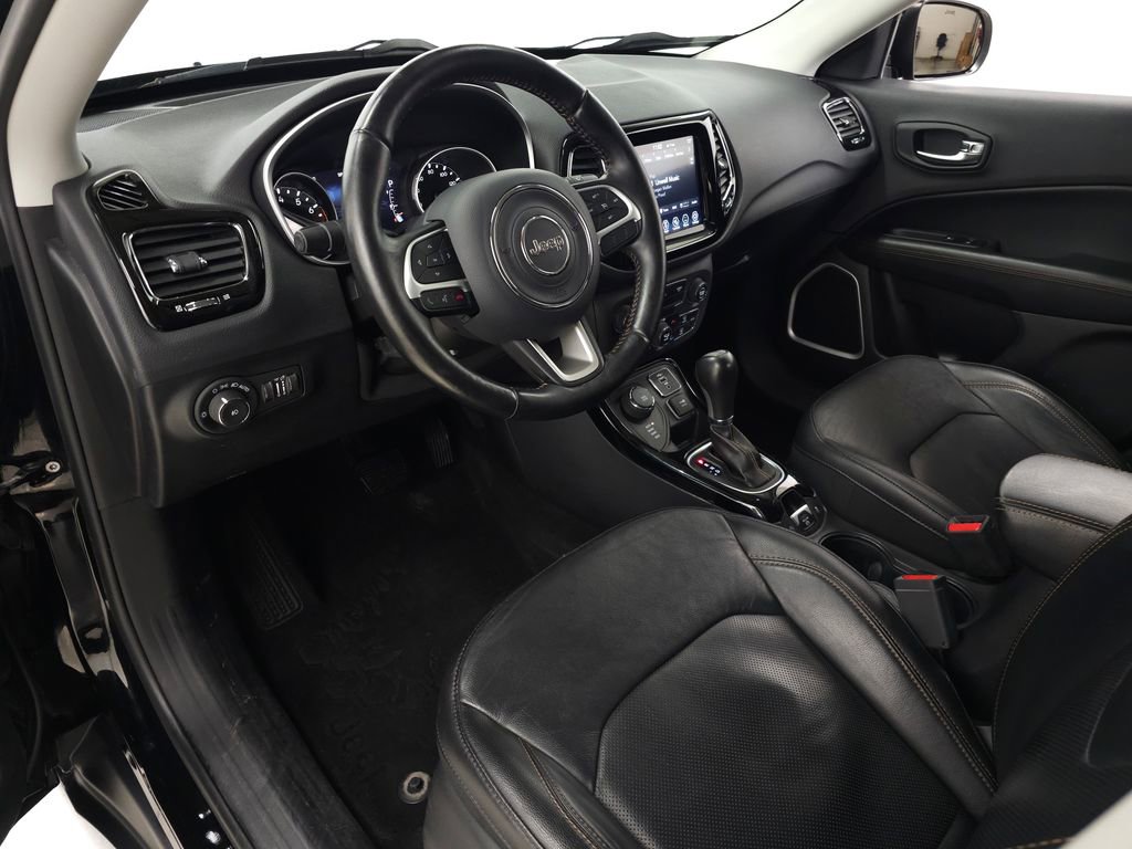 Used 2019 Jeep Compass Limited AWD/4WD image 14