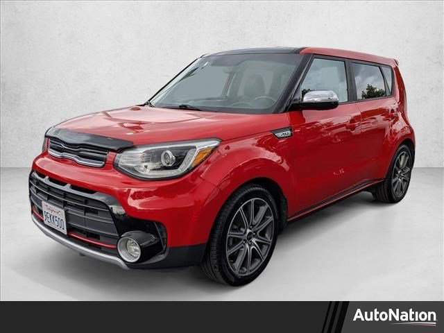 Used 2017 Kia Soul ! w/ Tech Package