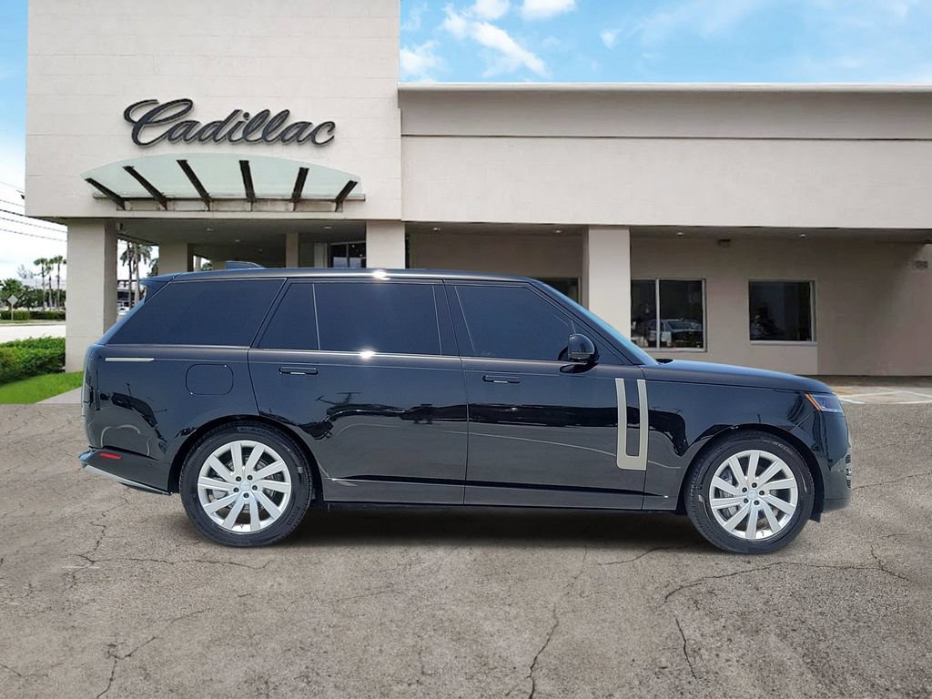 Used 2025 Land Rover Range Rover Long Wheelbase SE AWD/4WD image 5