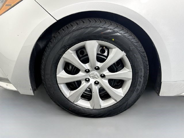 Used 2024 Toyota Corolla LE FWD image 36