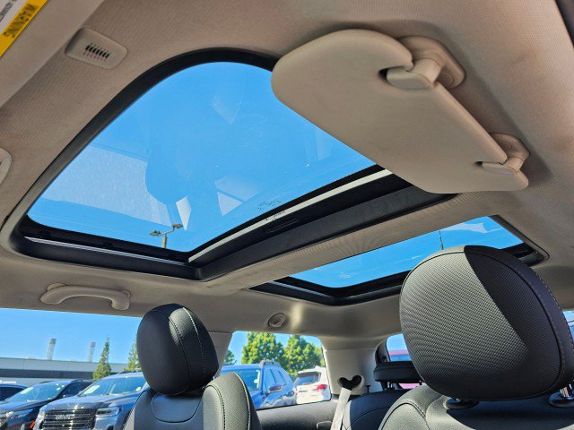 Used 2019 MINI Cooper S w/ Premium Package FWD image 22