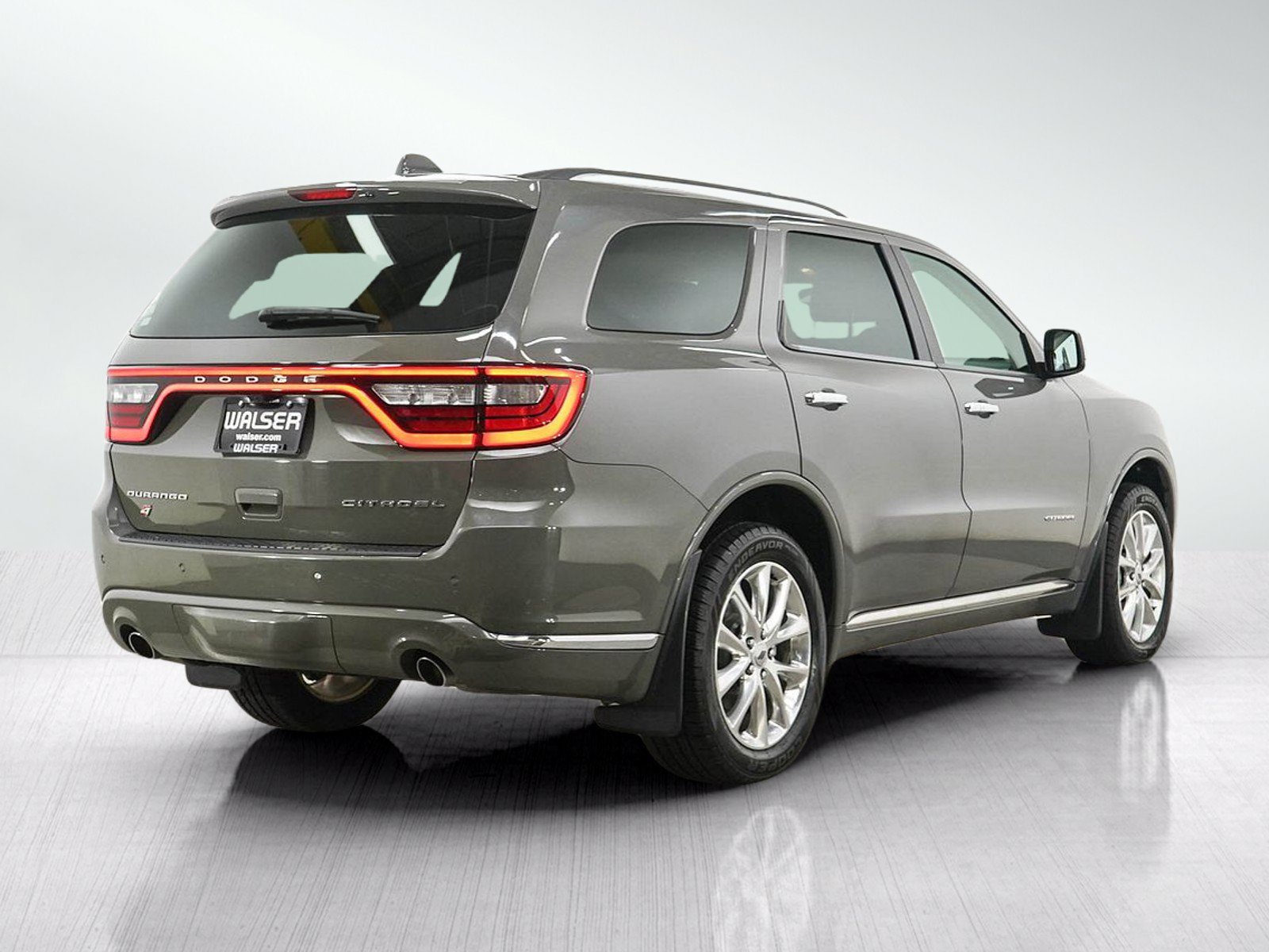 Used 2019 Dodge Durango Citadel w/ Technology Group AWD/4WD image 5