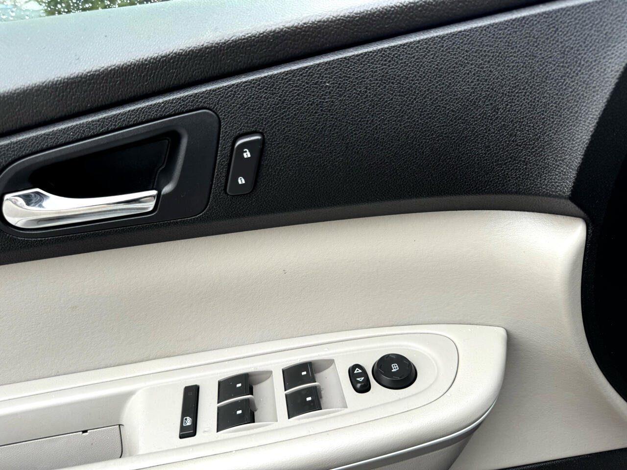 Used 2010 GMC Acadia SLT image 8