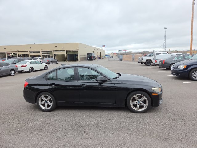 Used 2014 BMW 320i Sedan RWD image 5