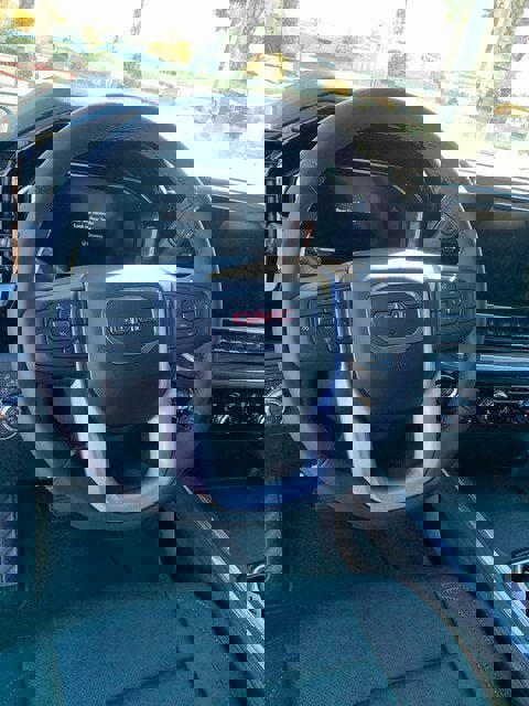 New 2026 GMC Sierra 2500 SLT w/ SLT Premium Package image 26